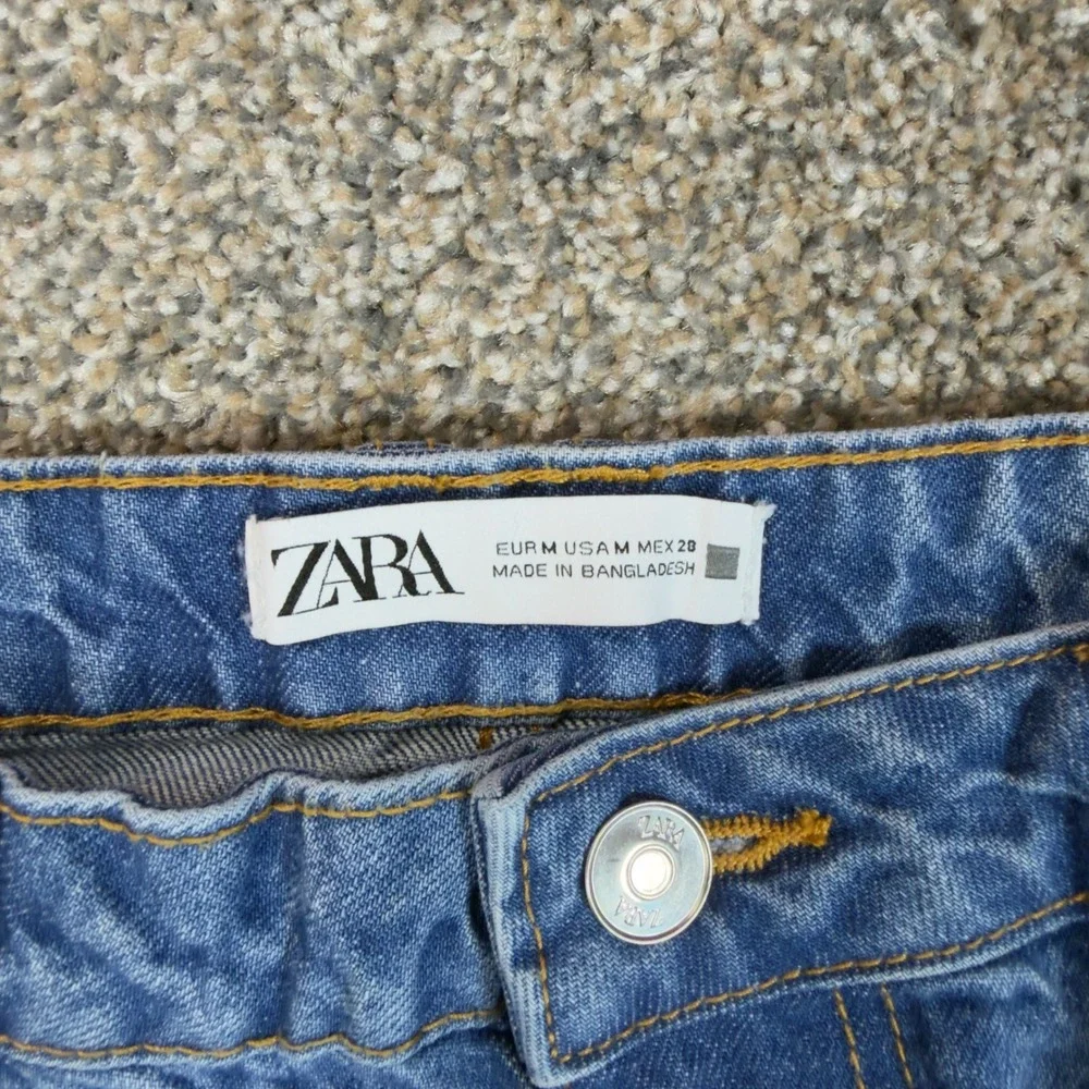 Zara Womens Blue Denim Mini Skirt Raw Hem Medium Wash Size M Y2K Coastal Cowgirl